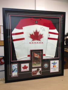 custom framed team canada hockey jersey